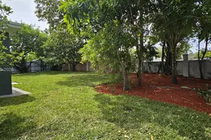 6841 SW 1st Ct, Pembroke Pines, FL 33023 - Photo 35