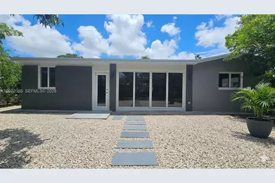 6841 SW 1st Ct, Pembroke Pines, FL 33023 - Photo 11
