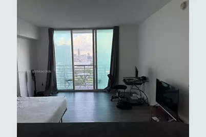 325 S Biscayne Blvd #3620, Miami, FL 33131 - Photo 3