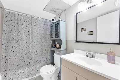 2025 NE 164th St #808, North Miami Beach, FL 33162 - Photo 5