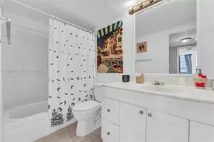 600 Three Islands Boulevard, Hallandale Beach, FL 33009 - Photo 25