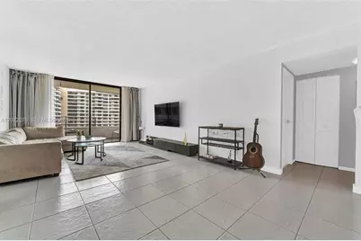600 Three Islands Blvd #1615, Hallandale Beach, FL 33009 - Photo 3