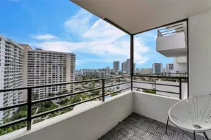 600 Three Islands Boulevard, Hallandale Beach, FL 33009 - Photo 31