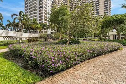600 Three Islands Blvd #1615, Hallandale Beach, FL 33009 - Photo 41