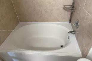 15689 SW 106th Ln, Miami, FL 33196 - Photo 15