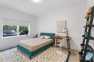 801 NE 76th St, Miami, FL 33138 - Photo 17