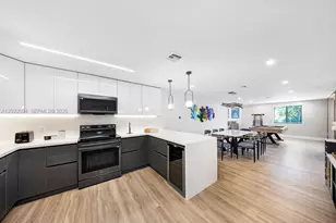 111 NW 53rd St, Miami, FL 33127 - Photo 11