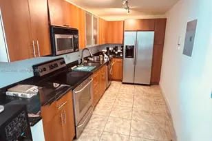 7501 E Treasure Dr, North Bay Village, FL 33141 - Photo 11