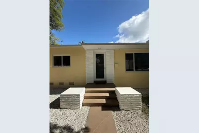 661 NE 51st St #NA, Miami, FL 33137 - Photo 3