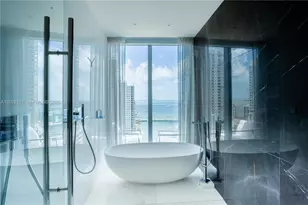 300 Biscayne Blvd Way, Miami, FL 33131 - Photo 9