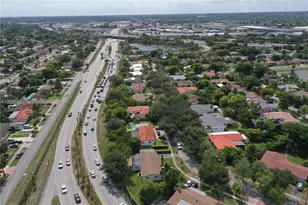 870 NE 182nd St, North Miami Beach, FL 33162 - Photo 53