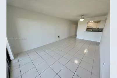 9591 Fontainebleau Blvd #514, Miami, FL 33172 - Photo 7