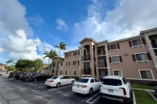 22841 SW 88th Pl, Cutler Bay, FL 33190 - Photo 9