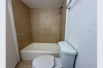 18101 NW 68th Ave #B102, Hialeah, FL 33015 - Photo 9