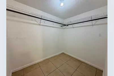 18101 NW 68th Ave #B102, Hialeah, FL 33015 - Photo 11