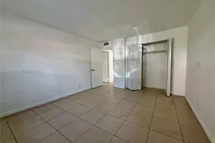 18101 NW 68th Ave, Hialeah, FL 33015 - Photo 13