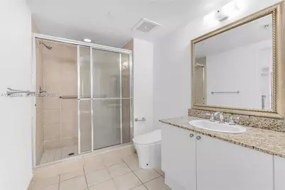 19501 W Country Club Dr #515, Aventura, FL 33180 - Photo 11