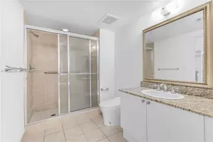 19501 W Country Club Dr, Aventura, FL 33180 - Photo 11