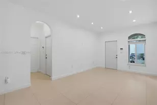 11202 NW 56th St, Doral, FL 33178 - Photo 5