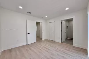 5230 NW 109th Ave, Doral, FL 33178 - Photo 19