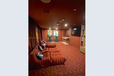 90 NE 32nd St #1110, Miami, FL 33145 - Photo 17
