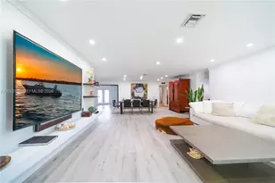 1301 Funston St, Hollywood, FL 33019 - Photo 5