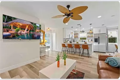 301 N Hollywood Ave, Daytona, FL 32118 - Photo 3