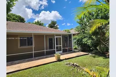 16441 NW 89th Ct, Miami Lakes, FL 33018 - Photo 29