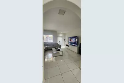 16441 NW 89th Ct, Miami Lakes, FL 33018 - Photo 13