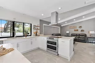 1001 SW 93rd Ave, Plantation, FL 33324 - Photo 23