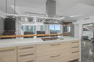 17111 Biscayne Blvd, North Miami Beach, FL 33160 - Photo 3