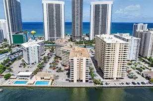 1817 S Ocean Dr, Hallandale Beach, FL 33009 - Photo 31