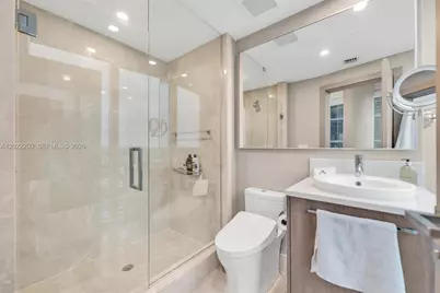 17121 Collins Ave #2708, Sunny Isles Beach, FL 33160 - Photo 25