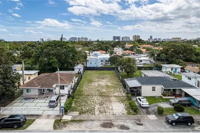3056 SW 13th St, Miami, FL 33145 - Photo 3