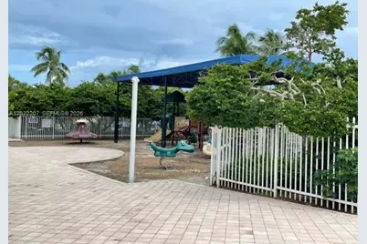 [Address not provided], Pembroke Pines, FL 33028 - Photo 53