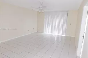 8005 SW 107th Ave, Miami, FL 33173 - Photo 5