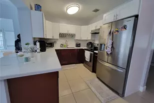 6930 SW 12th St, Pembroke Pines, FL 33023 - Photo 3