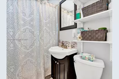 6930 SW 12th St, Pembroke Pines, FL 33023 - Photo 21