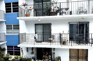 1635 W 44th Pl, Hialeah, FL 33012 - Photo 29