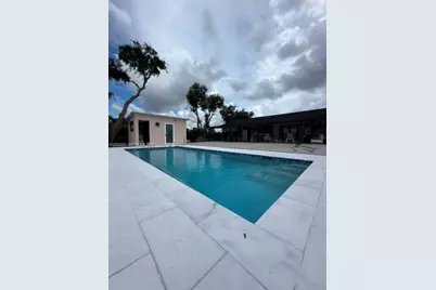 20465 SW 200th St, Miami, FL 33187 - Photo 9
