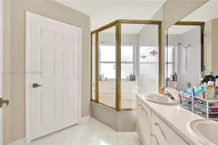 8357 SW 162nd Ct, Miami, FL 33193 - Photo 23