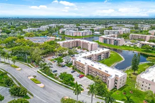 10130 Sunrise Lakes Blvd, Sunrise, FL 33322 - Photo 5
