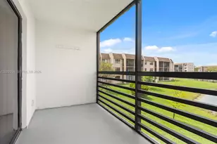 10130 Sunrise Lakes Blvd, Sunrise, FL 33322 - Photo 29