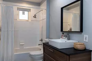 2517 Hunters Run Way, Weston, FL 33327 - Photo 17