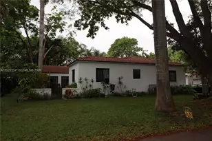 471 NE 53rd St, Miami, FL 33137 - Photo 5