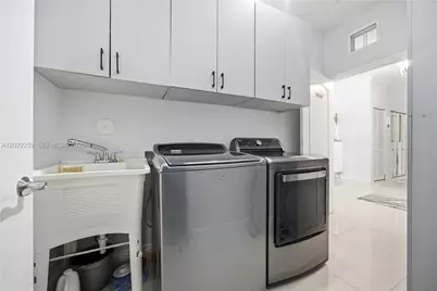 105 NE 28th Ct, Wilton Manors, FL 33334 - Photo 23