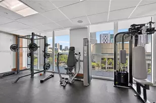 31 SE 5th St, Miami, FL 33131 - Photo 57