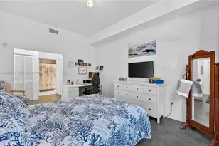 31 SE 5th St, Miami, FL 33131 - Photo 23