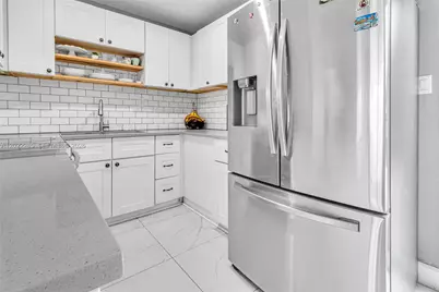 5630 SW 37th Ct, Davie, FL 33314 - Photo 7