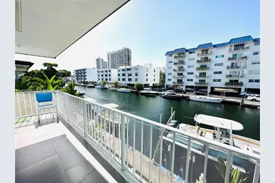 3751 NE 170th St #4, North Miami Beach, FL 33160 - Photo 23
